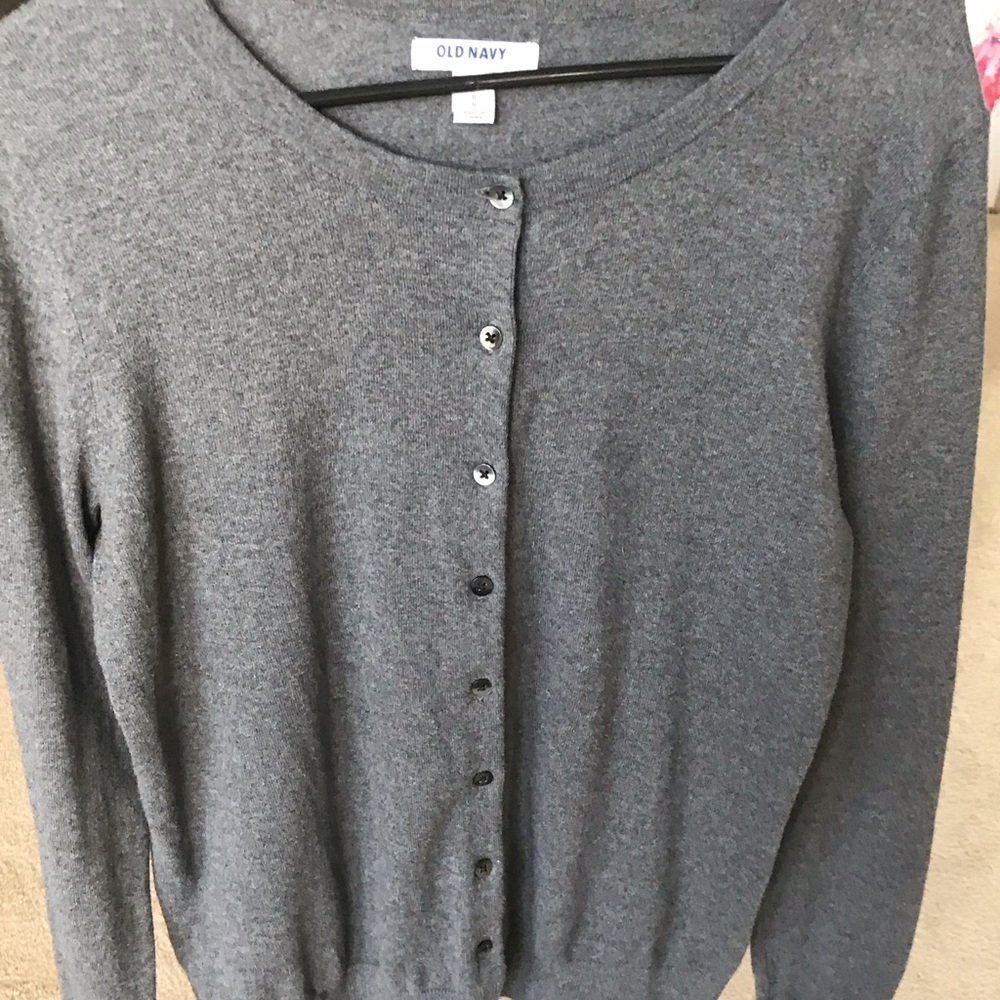 Cardigan sweater